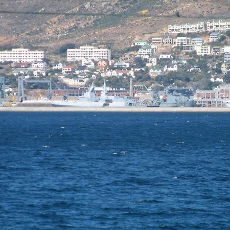 Central Hotel Guest House Simon's Town Exterior photo